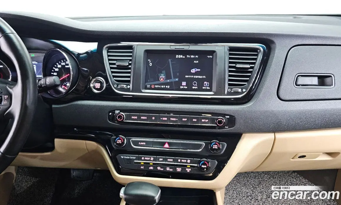 Kia Carnival 2019 2.2 автомат (гидро), фото 14