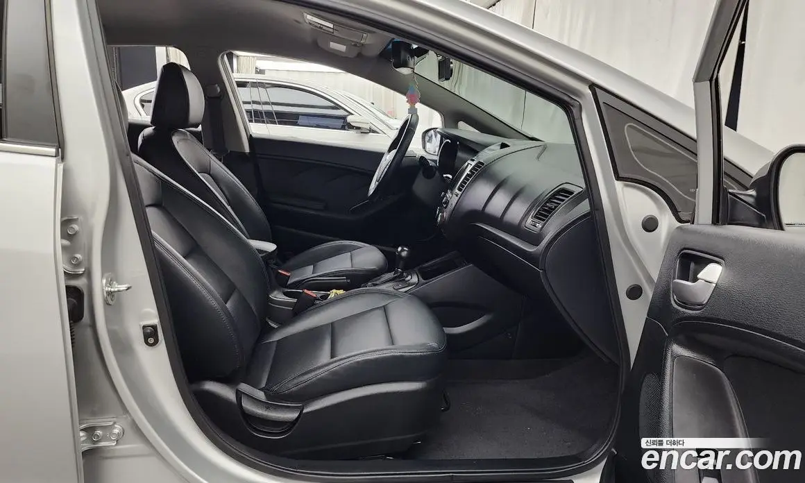Kia K3 2015 1.6 автомат (гидро), фото 17
