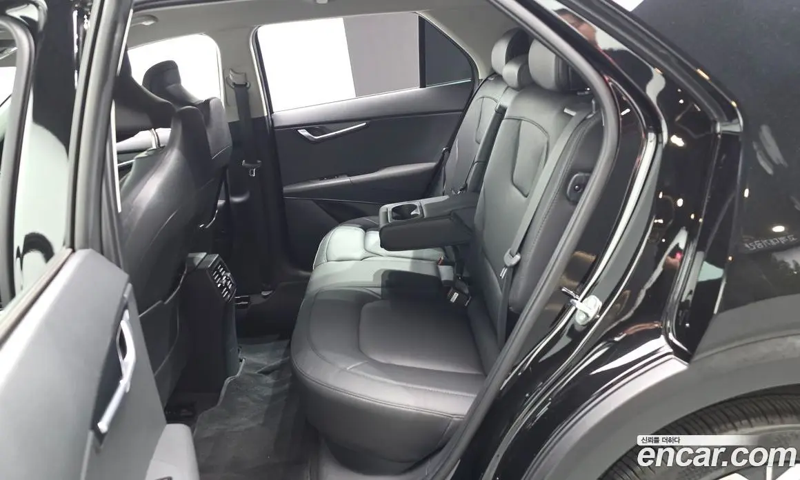 Kia Niro 2023 0.2 автомат (гидро), фото 18