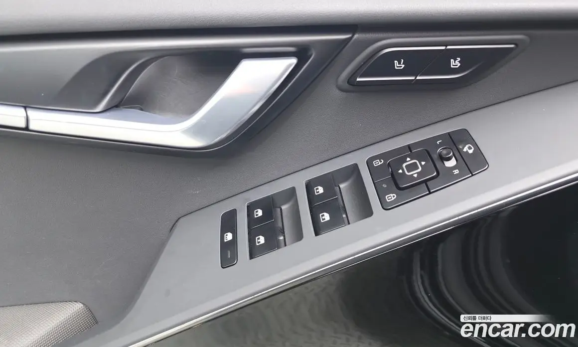 Kia Niro 2023 0.2 автомат (гидро), фото 28