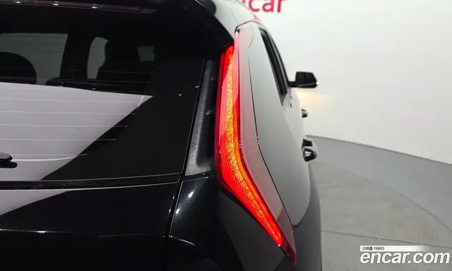 Kia Niro 2023 0.2 автомат (гидро), миниатюра 8