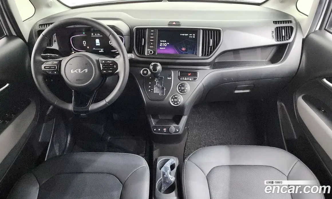 Kia Ray 2023 1.0 автомат (гидро), фото 10