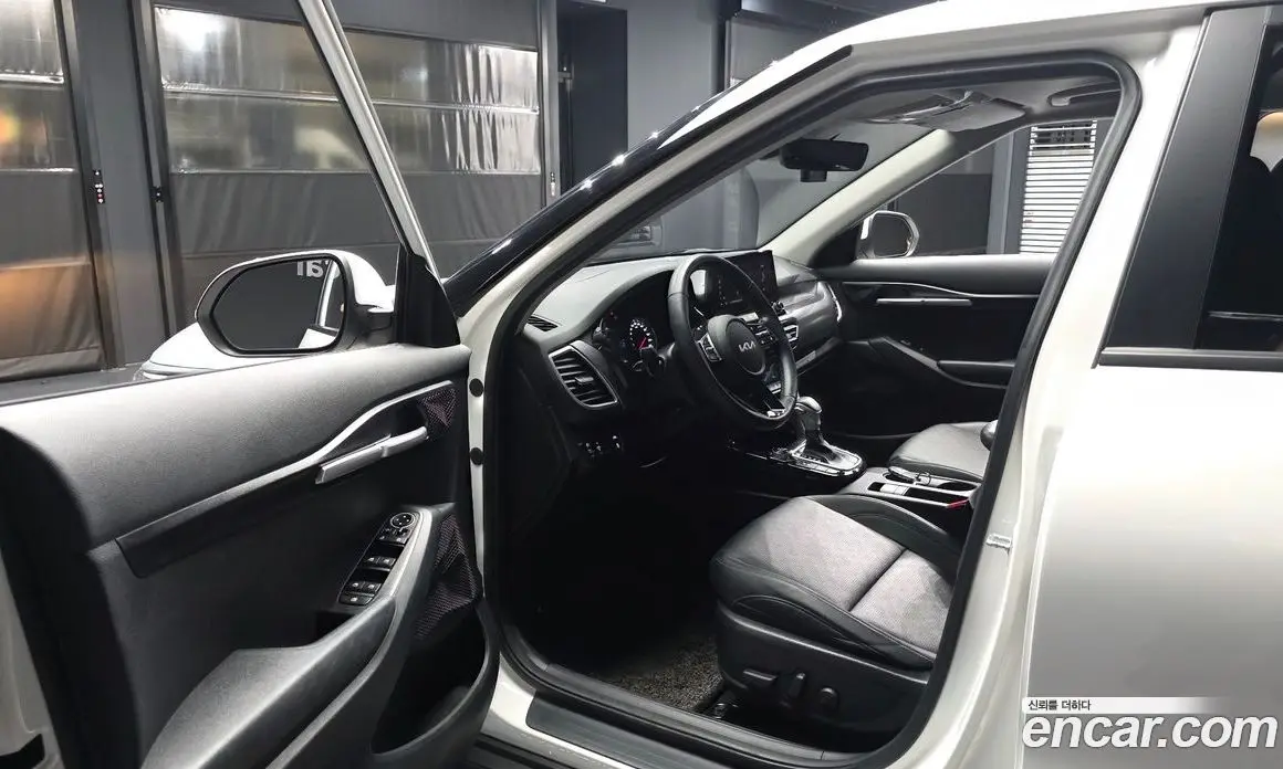 Kia Seltos 2022 1.6 автомат (гидро), фото 13