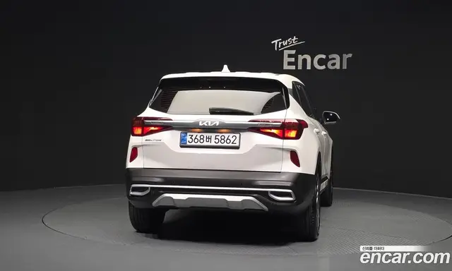 Kia Seltos 2022 1.6 автомат (гидро), миниатюра 4