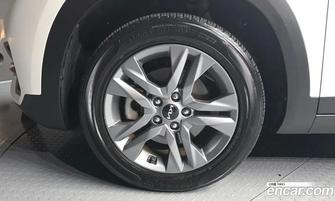 Kia Seltos 2022 1.6 автомат (гидро), фото 5