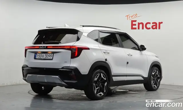 Kia Seltos 2023 1.6 автомат (гидро), миниатюра 2