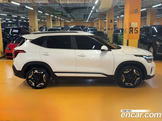 Kia Seltos 2025 1.6 автомат (гидро), миниатюра 3