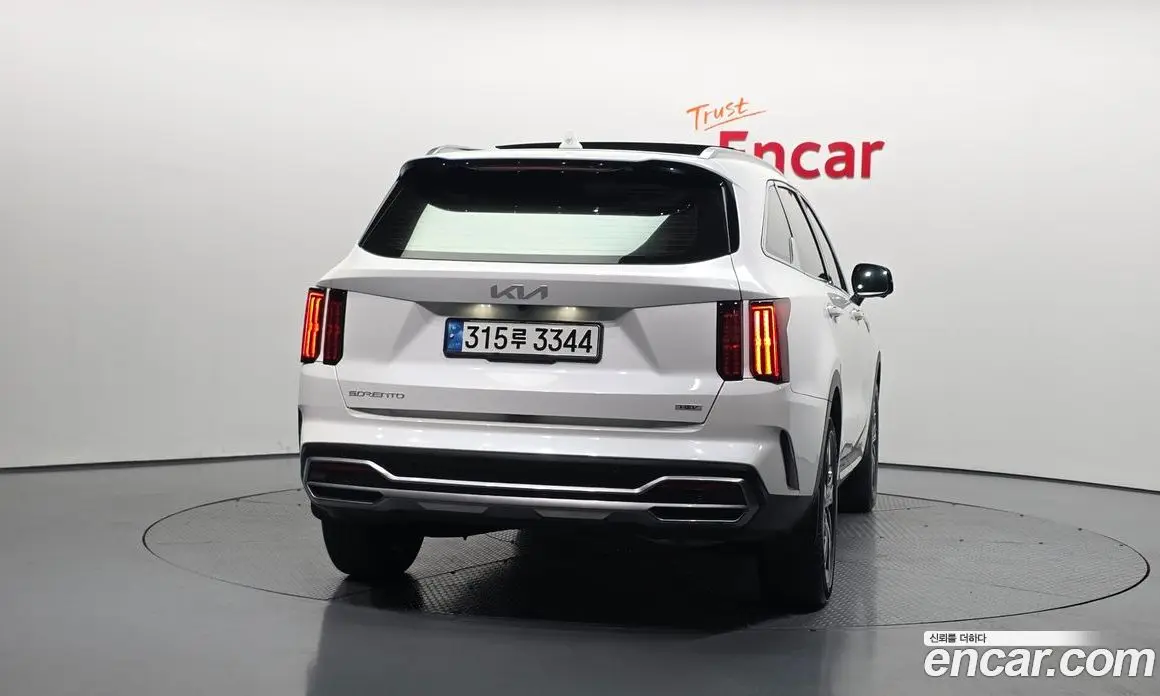 Kia Sorento 2022 1.6 автомат (гидро), фото 4