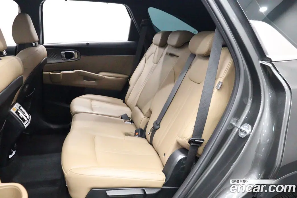 Kia Sorento 2024 2.2 автомат (гидро), фото 8