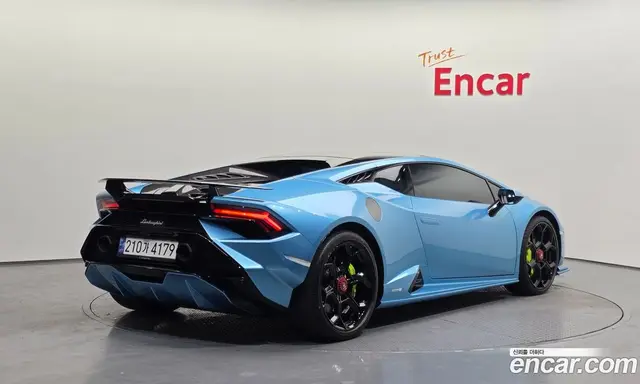 Lamborghini Huracan 2023 5.2 автомат (гидро), миниатюра 2