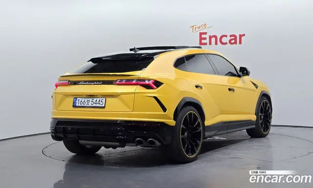 Lamborghini Urus 2022 4.0 автомат (гидро), миниатюра 2
