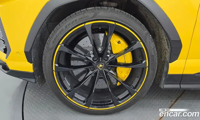 Lamborghini Urus 2022 4.0 автомат (гидро), миниатюра 5