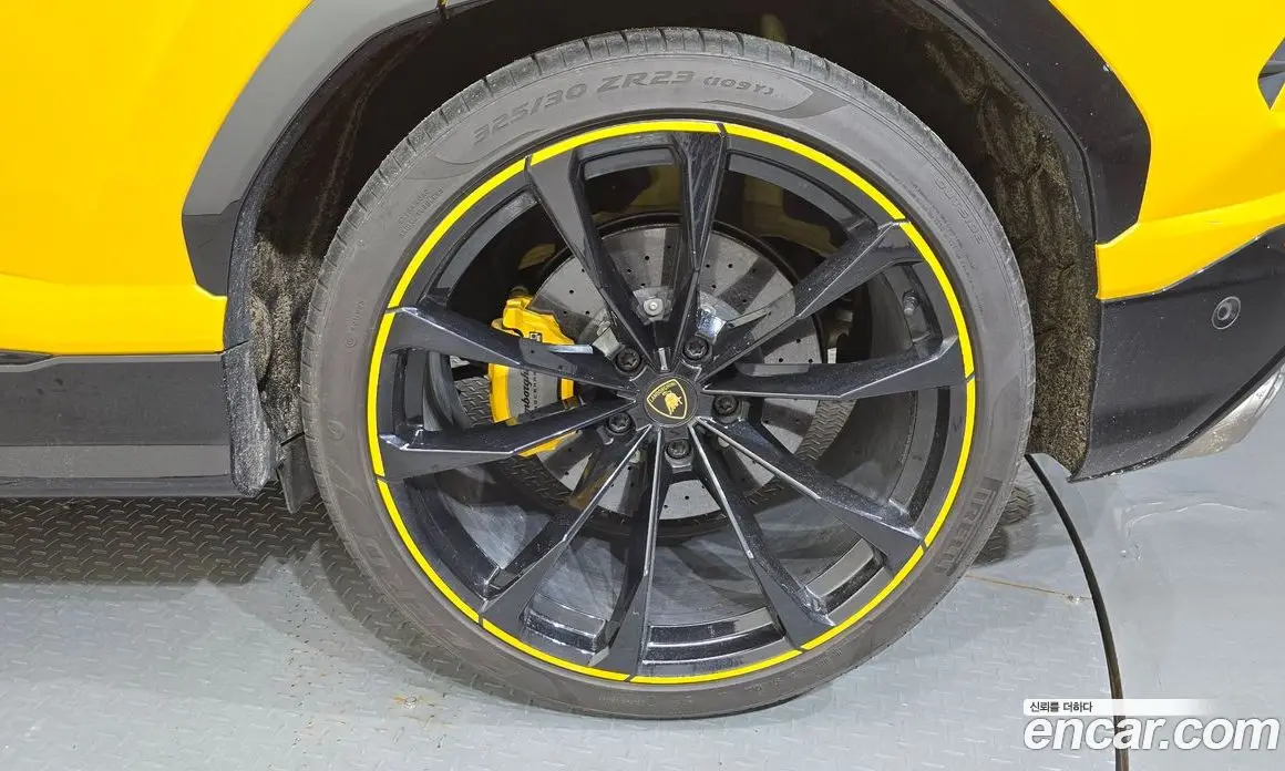 Lamborghini Urus 2022 4.0 автомат (гидро), фото 7
