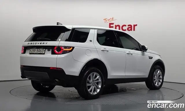 Land Rover Discovery Sport 2017 2.0 автомат (гидро), миниатюра 2