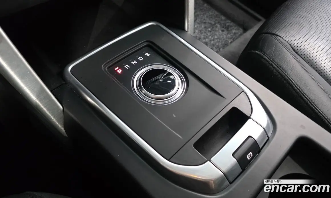 Land Rover Discovery Sport 2017 2.0 автомат (гидро), фото 12