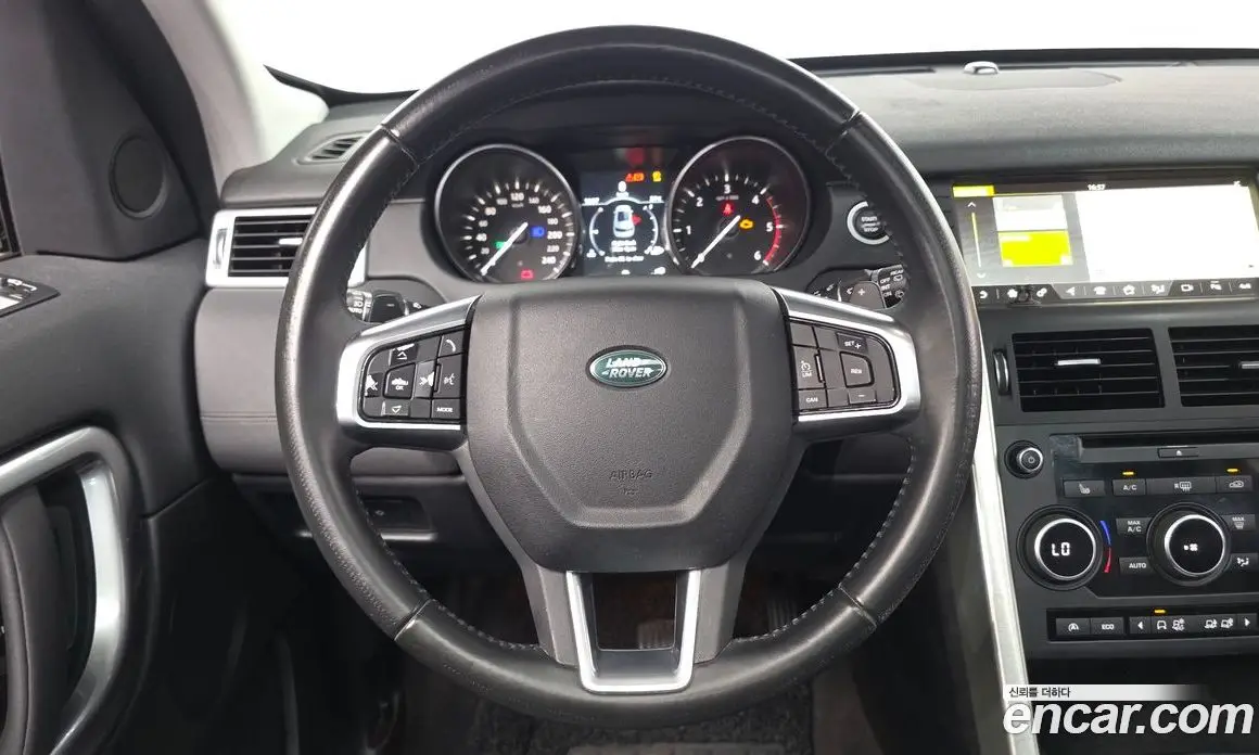 Land Rover Discovery Sport 2017 2.0 автомат (гидро), фото 19