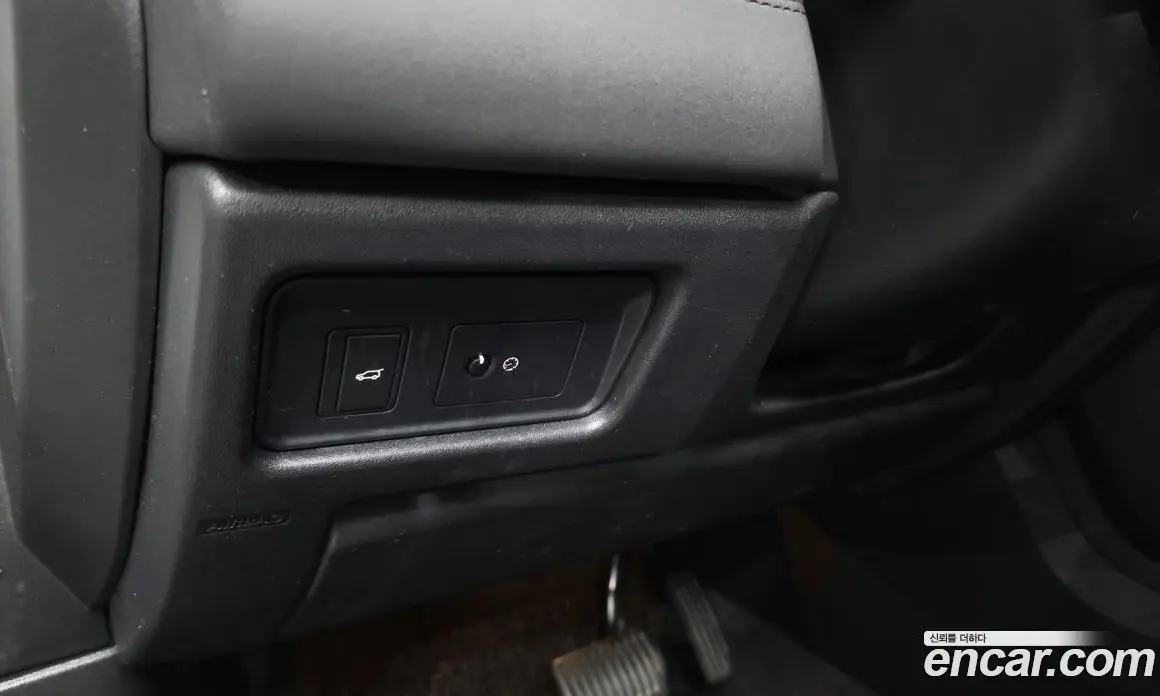 Land Rover Discovery Sport 2017 2.0 автомат (гидро), фото 30