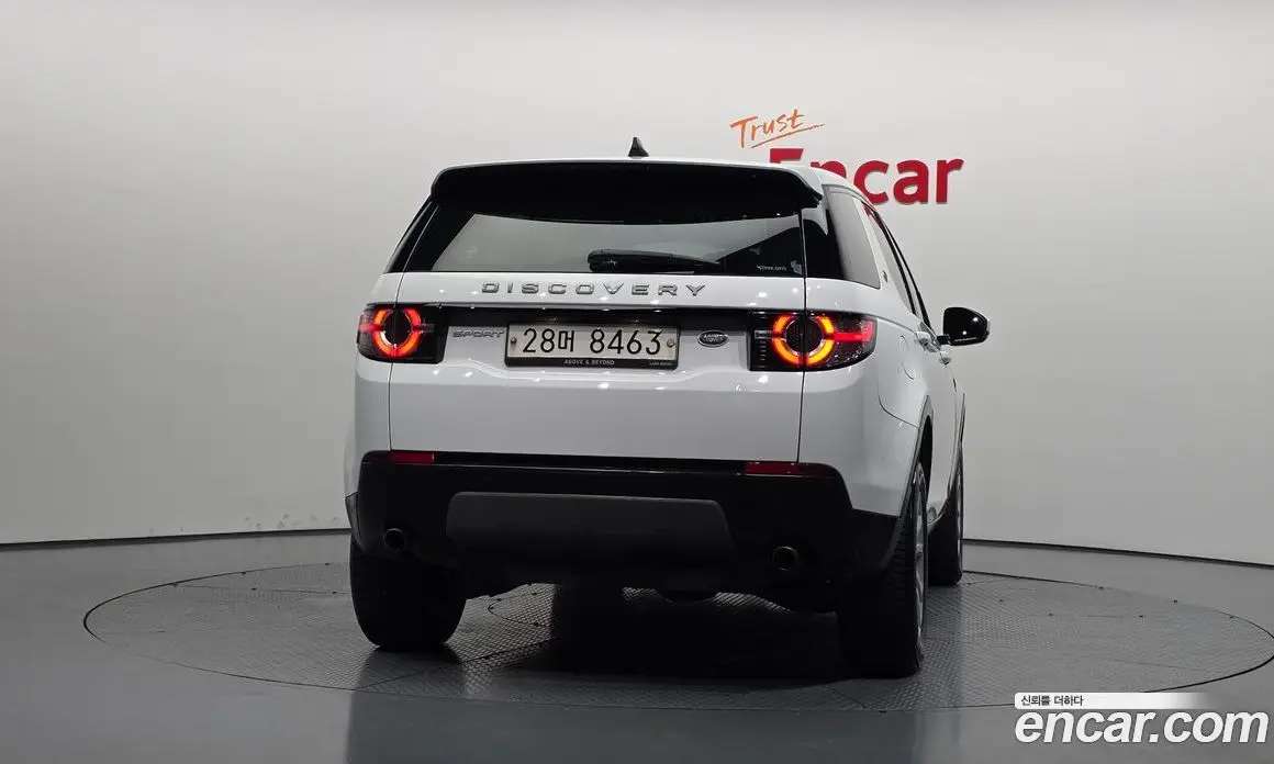 Land Rover Discovery Sport 2017 2.0 автомат (гидро), фото 4