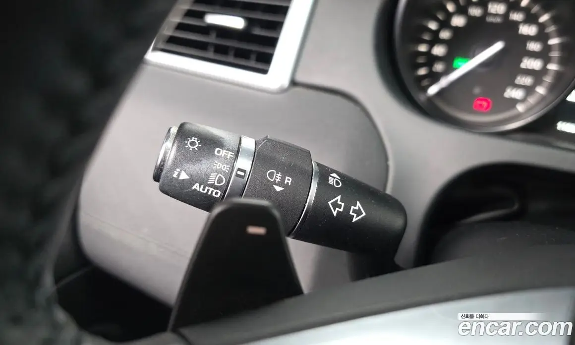 Land Rover Discovery Sport 2017 2.0 автомат (гидро), фото 32