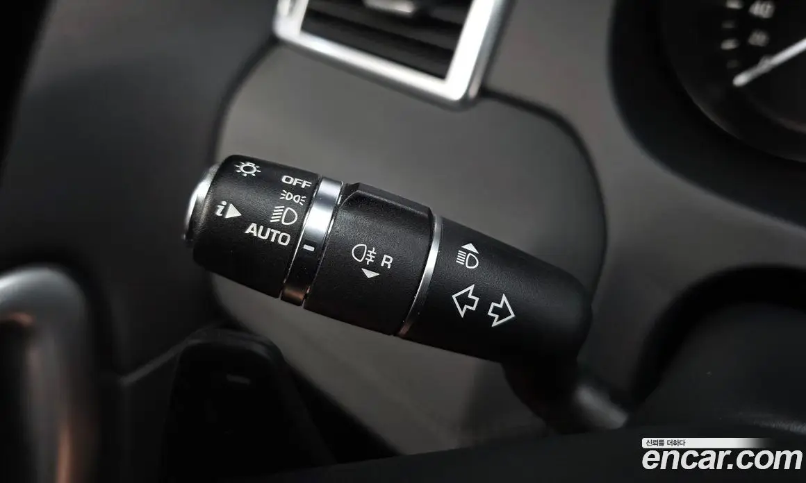 Land Rover Discovery Sport 2018 2.0 автомат (гидро), фото 19