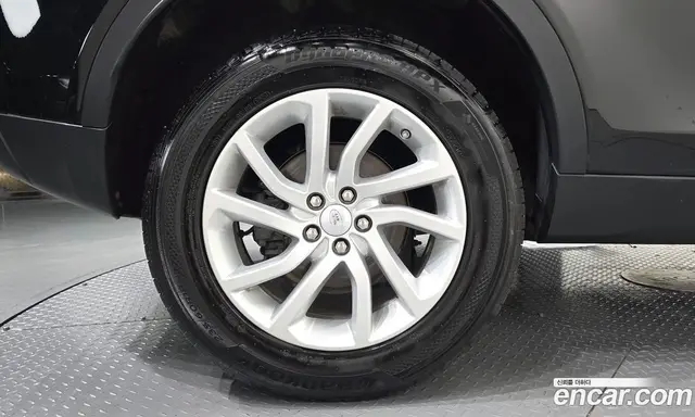 Land Rover Discovery Sport 2018 2.0 автомат (гидро), миниатюра 5