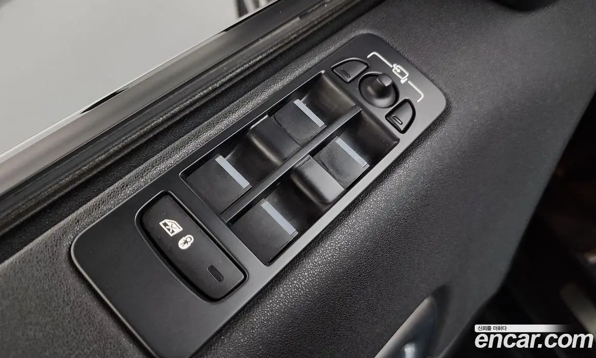 Land Rover Discovery Sport 2019 2.0 автомат (гидро), фото 29