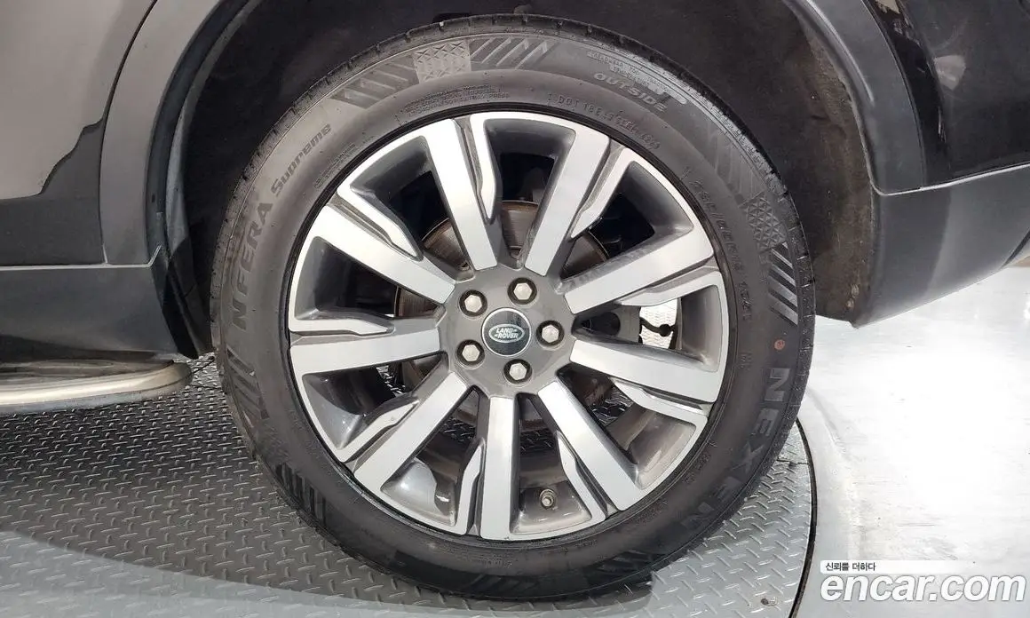 Land Rover Discovery Sport 2019 2.0 автомат (гидро), фото 7
