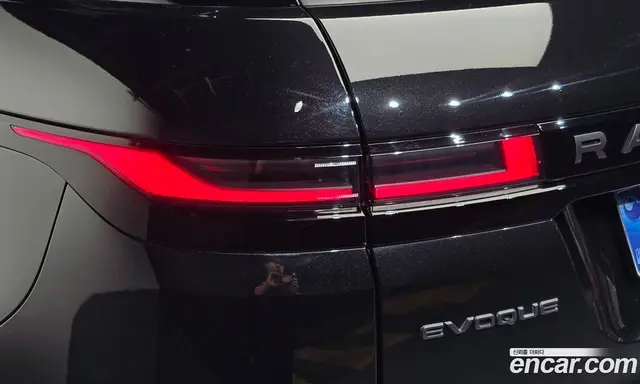 Land Rover Range Rover Evoque 2025 2.0 автомат (гидро), миниатюра 9