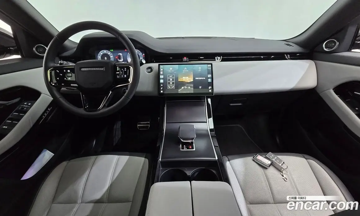 Land Rover Range Rover Evoque 2025 2.0 автомат (гидро), фото 10