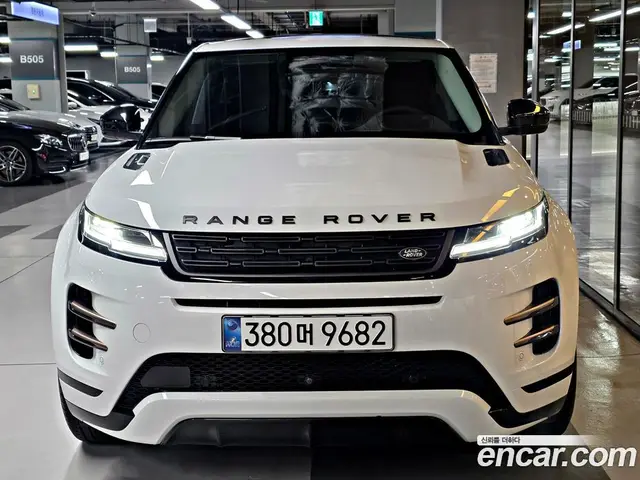 Land Rover Range Rover Evoque 2025 2.0 автомат (гидро), миниатюра 2