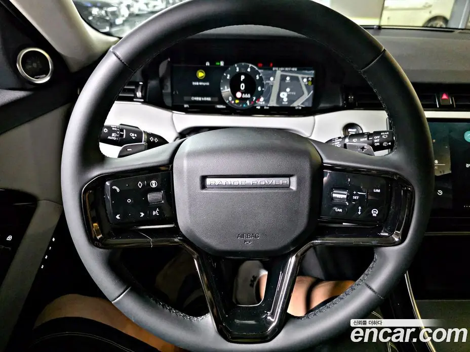 Land Rover Range Rover Evoque 2025 2.0 автомат (гидро), фото 14
