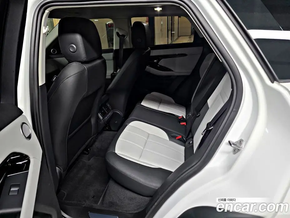 Land Rover Range Rover Evoque 2025 2.0 автомат (гидро), фото 10