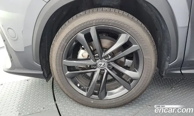 Lexus NX 2022 2.5 автомат (гидро), миниатюра 5