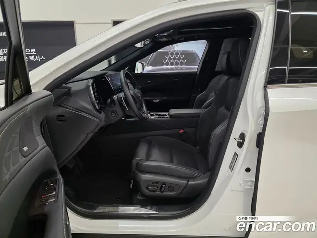 Lexus RX 2025 2.5 автомат (вариатор), миниатюра 10