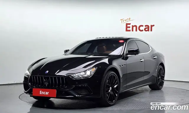Maserati Ghibli, 2016, 120 950 км