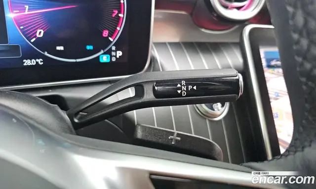 Mercedes-Benz C-Class 2023 2.0 автомат (гидро), миниатюра 12