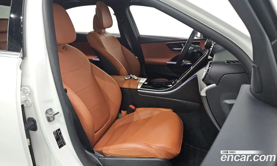 Mercedes-Benz C-Class 2023 2.0 автомат (гидро), фото 16