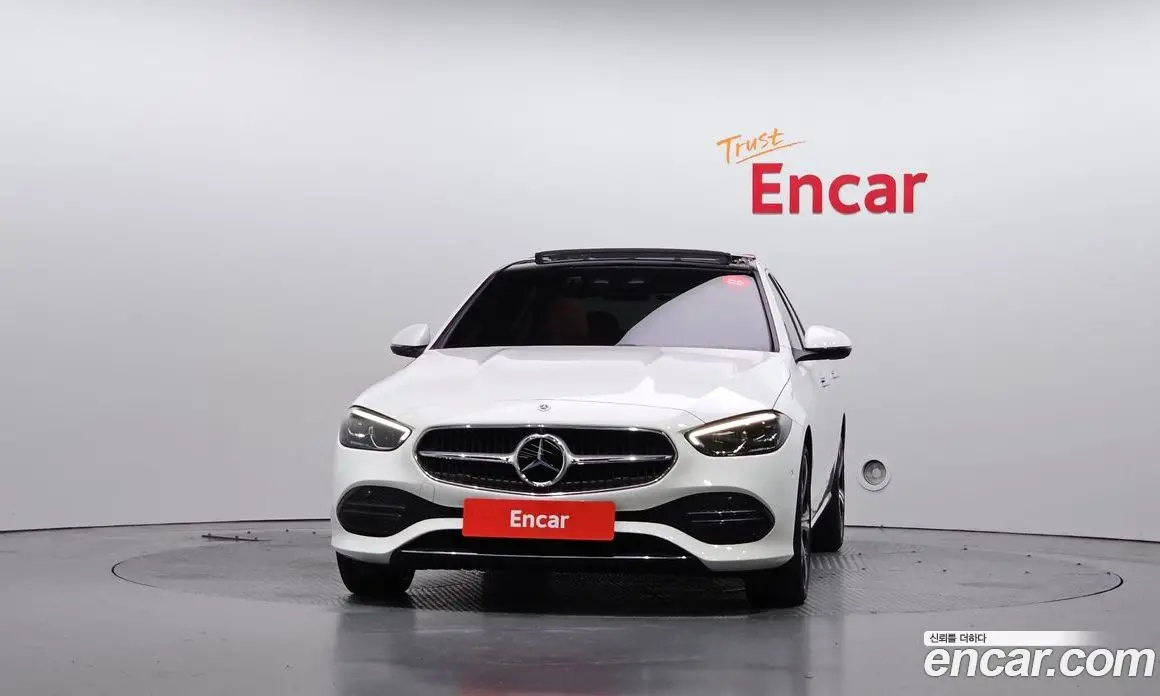 Mercedes-Benz C-Class 2023 2.0 автомат (гидро), фото 3