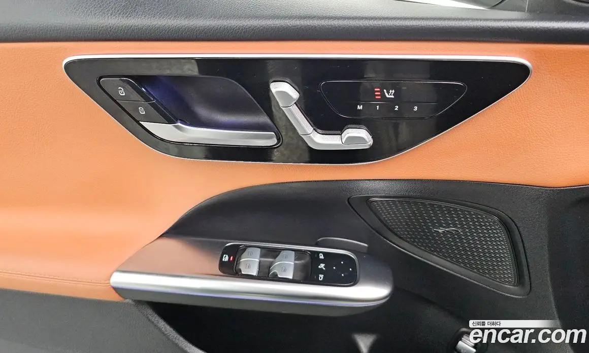 Mercedes-Benz C-Class 2023 2.0 автомат (гидро), фото 22