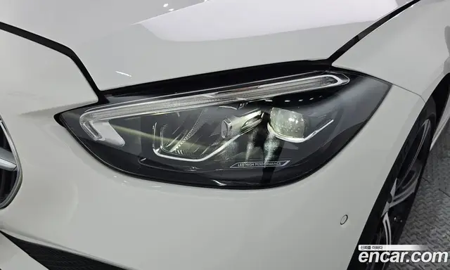 Mercedes-Benz C-Class 2023 2.0 автомат (гидро), миниатюра 8