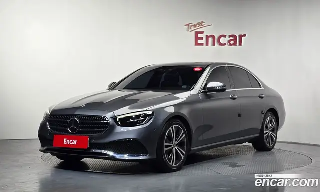 Mercedes-Benz E-Class 2020 2.0 автомат (гидро), миниатюра 1