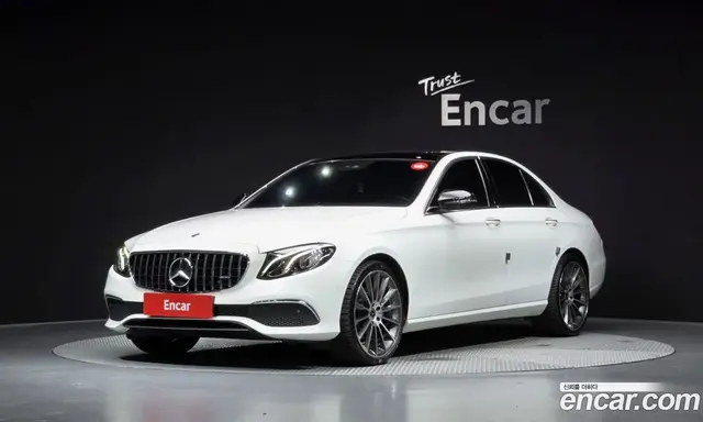 Mercedes-Benz E-Class 2020 2.0 автомат (гидро), миниатюра 1