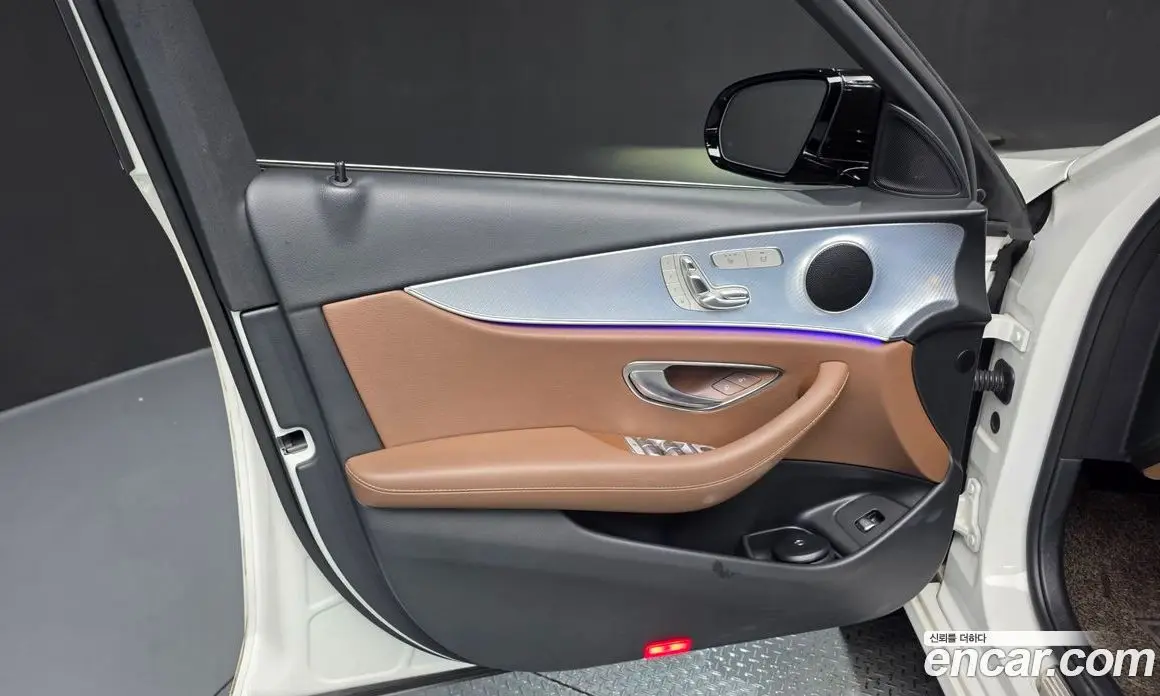 Mercedes-Benz E-Class 2020 2.0 автомат (гидро), фото 14