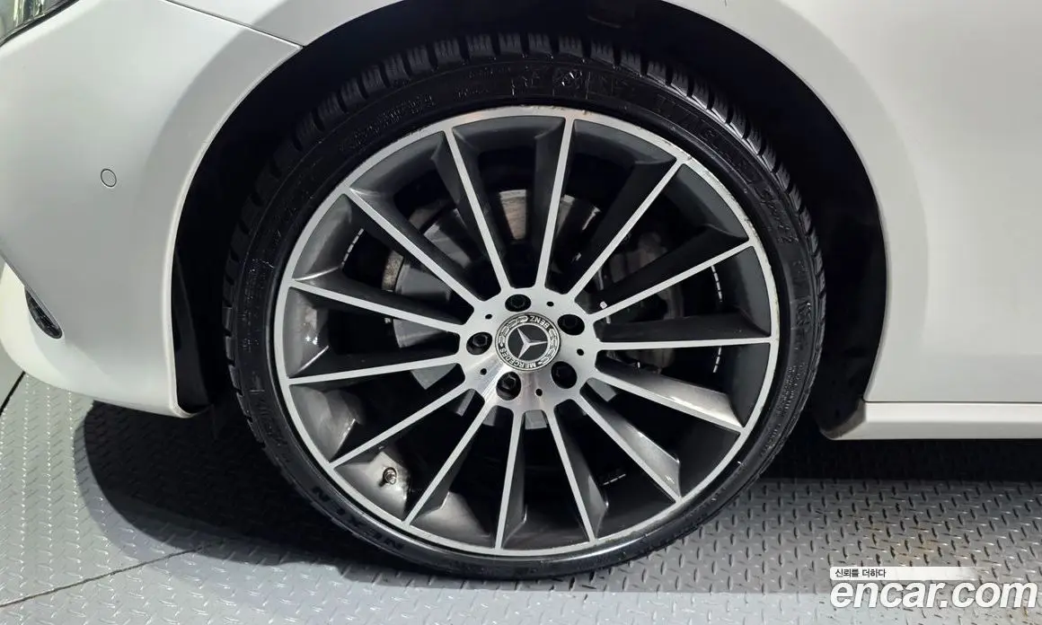 Mercedes-Benz E-Class 2020 2.0 автомат (гидро), фото 5