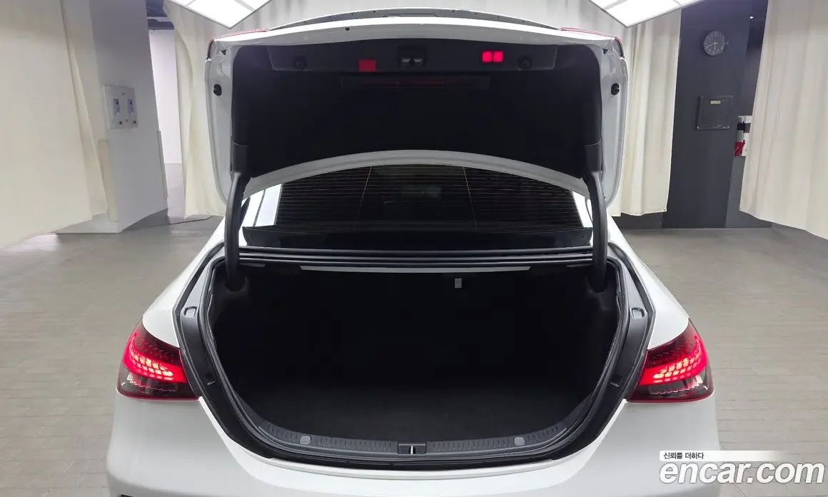 Mercedes-Benz E-Class 2021 2.0 автомат (гидро), фото 26