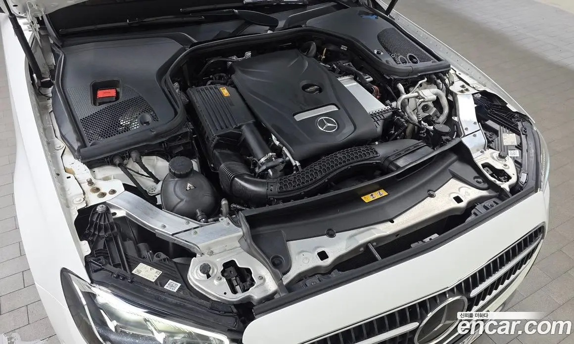 Mercedes-Benz E-Class 2021 2.0 автомат (гидро), фото 6