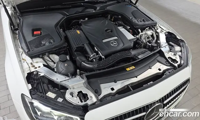 Mercedes-Benz E-Class 2021 2.0 автомат (гидро), миниатюра 6