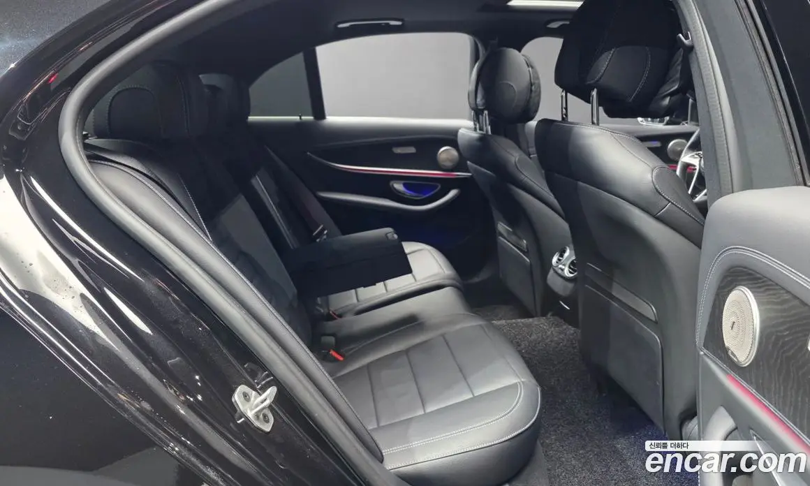 Mercedes-Benz E-Class 2022 2.0 автомат (гидро), фото 18
