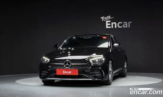 Mercedes-Benz E-Class 2022 2.0 автомат (гидро), миниатюра 3