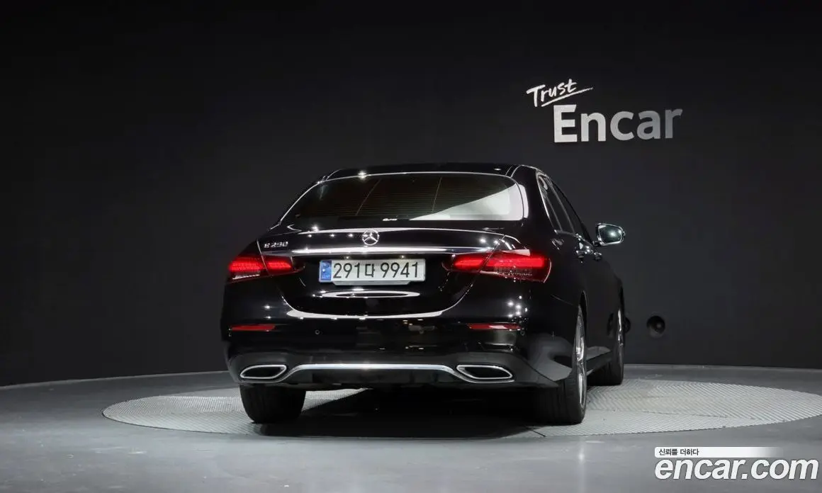 Mercedes-Benz E-Class 2022 2.0 автомат (гидро), фото 4